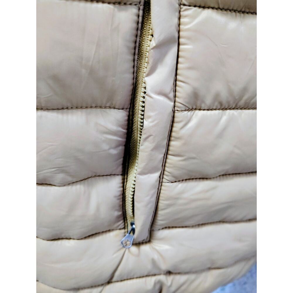 Ozark Trail Beige Puff Jacket, Women's XL - Picture 5 of 6